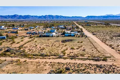 000 W Supai Drive, Golden Valley, AZ 86413 - Photo 10