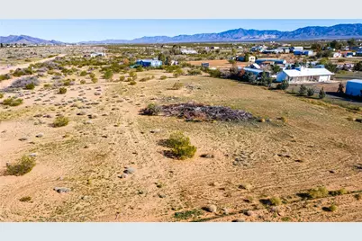 306-05-038B W Supai Drive, Golden Valley, AZ 86413 - Photo 18