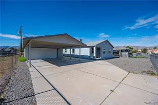 2063 Catalina Dr, Bullhead City, AZ 86442 - Photo 8