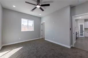 1924 Surf and Sand Dr, Bullhead City, AZ 86442 - Photo 36