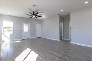 1924 Surf and Sand Dr, Bullhead City, AZ 86442 - Photo 12