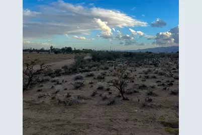 000 N Cordes Rd, Golden Valley, AZ 86413 - Photo 2