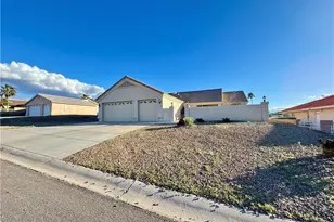 3468 Florence Ave, Bullhead City, AZ 86429 - Photo 2