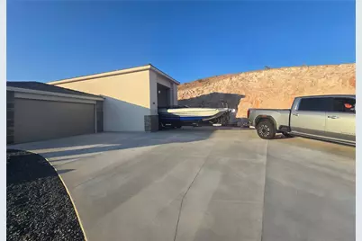 2875 Sinyala Canyon Drive, Bullhead City, AZ 86429 - Photo 4