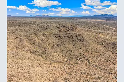 121-18-005 E Saguarro Rd., Yucca, AZ 86438 - Photo 8