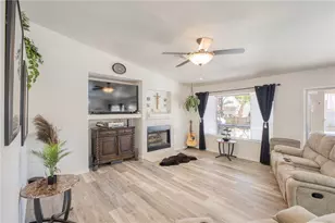 2060 E Oasis Ln, Fort Mohave, AZ 86426 - Photo 8