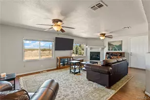 5020 W Mary Way Way, Golden Valley, AZ 86413 - Photo 4