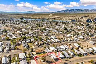 318 Riverwood Ln, Bullhead City, AZ 86442 - Photo 42