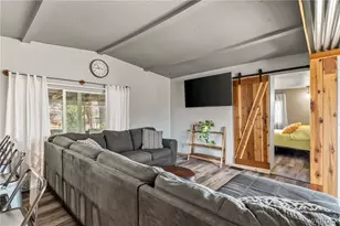 318 Riverwood Ln, Bullhead City, AZ 86442 - Photo 10