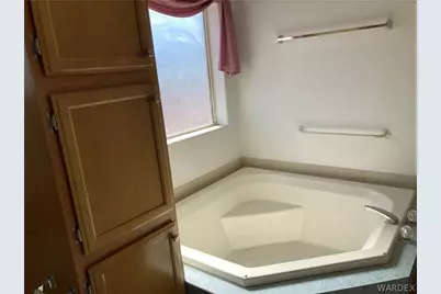 18901 N Remuda Drive, Dolan Springs, AZ 86441 - Photo 12