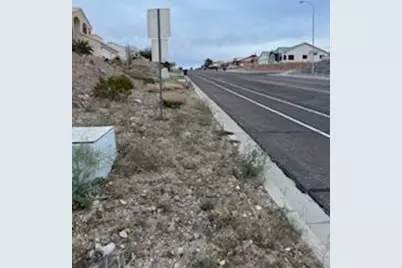 2399 McCormick Boulevard, Bullhead City, AZ 86429 - Photo 2