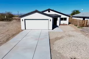 9758 S Kingman Dr, Mohave Valley, AZ 86440 - Photo 1