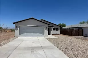 9758 S Kingman Dr, Mohave Valley, AZ 86440 - Photo 2