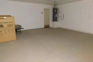 9758 S Kingman Dr, Mohave Valley, AZ 86440 - Photo 32