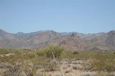 245-24-067A Lorton Drive, Yucca, AZ 86438 - Photo 6
