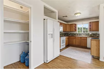 5640 E Blue Jay Road, Kingman, AZ 86401 - Photo 8