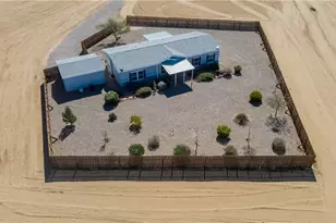 6015 W Collins Dr, Golden Valley, AZ 86413 - Photo 1