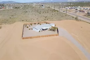 6015 W Collins Dr, Golden Valley, AZ 86413 - Photo 6