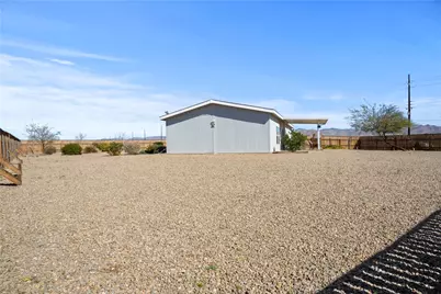 6015 W Collins Drive, Golden Valley, AZ 86413 - Photo 32