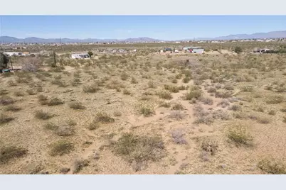306-25-014L S Hassayampa Road, Golden Valley, AZ 86413 - Photo 10