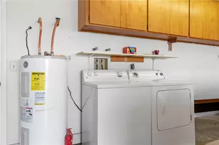 1684 Quartz Cir, Bullhead City, AZ 86442 - Photo 38