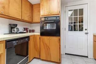 1684 Quartz Cir, Bullhead City, AZ 86442 - Photo 12