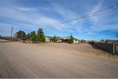 3894 N Evans Street, Kingman, AZ 86409 - Photo 2