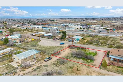 000 Market Street, Kingman, AZ 86401 - Photo 1