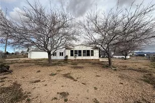 2381 E Butler Ave, Kingman, AZ 86409 - Photo 1