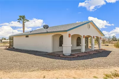 5800 W Crystal Drive, Golden Valley, AZ 86413 - Photo 6