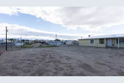 1420 Paradise Lane, Bullhead City, AZ 86442 - Photo 12