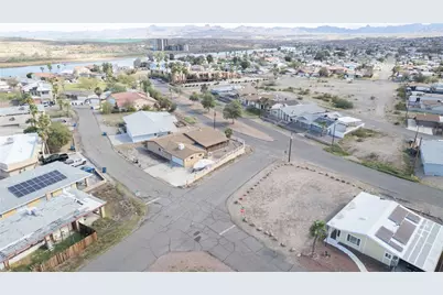 1420 Paradise Lane, Bullhead City, AZ 86442 - Photo 8