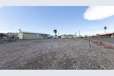 1420 Paradise Lane, Bullhead City, AZ 86442 - Photo 10