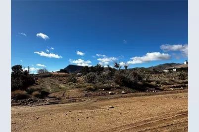 2190 E Greasewood Drive, Kingman, AZ 86409 - Photo 1