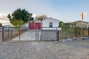 1985 Surf and Sand Dr, Bullhead City, AZ 86442 - Photo 1