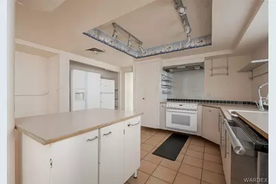 1049 Terrace Drive, Bullhead City, AZ 86442 - Photo 22