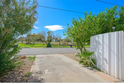 1049 Terrace Drive, Bullhead City, AZ 86442 - Photo 6