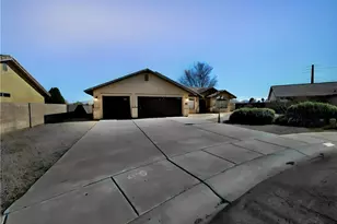 2092 Roy Rogers Way, Kingman, AZ 86409 - Photo 2