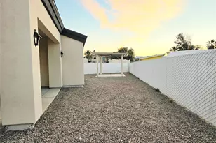 1379 Winkler Ln, Bullhead City, AZ 86442 - Photo 32