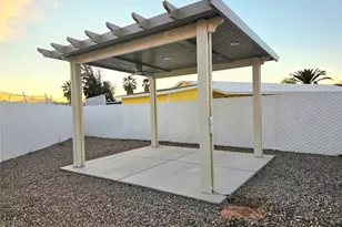 1379 Winkler Ln, Bullhead City, AZ 86442 - Photo 36