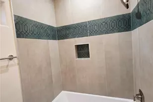 1379 Winkler Ln, Bullhead City, AZ 86442 - Photo 10