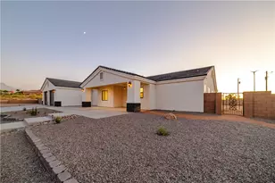 2393 Iroquois Dr, Kingman, AZ 86401 - Photo 16