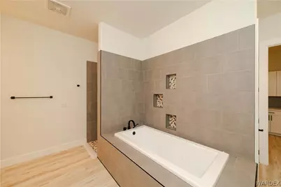2393 Iroquois Drive, Kingman, AZ 86401 - Photo 50
