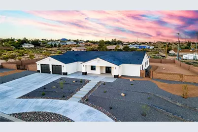 2393 Iroquois Drive, Kingman, AZ 86401 - Photo 4