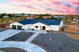 2393 Iroquois Dr, Kingman, AZ 86401 - Photo 4