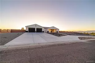 2393 Iroquois Dr, Kingman, AZ 86401 - Photo 8