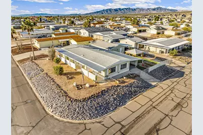 1671 Lynn Drive, Bullhead City, AZ 86442 - Photo 1