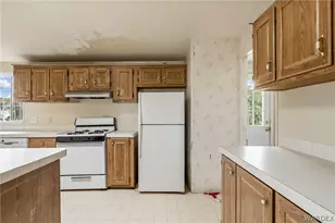 2389 Castle Rock Cir, Bullhead City, AZ 86442 - Photo 14