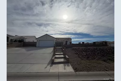2416 N Ridge Avenue, Bullhead City, AZ 86429 - Photo 2