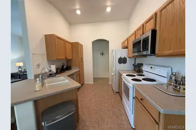 2416 N Ridge Avenue, Bullhead City, AZ 86429 - Photo 14